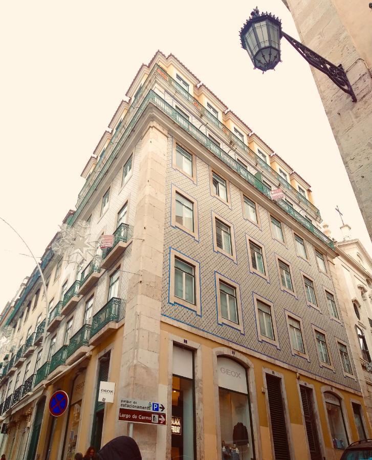 Chiado Apartment With View To The Castle ลิสบอน ภายนอก รูปภาพ