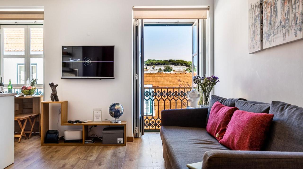 Chiado Apartment With View To The Castle ลิสบอน ภายนอก รูปภาพ